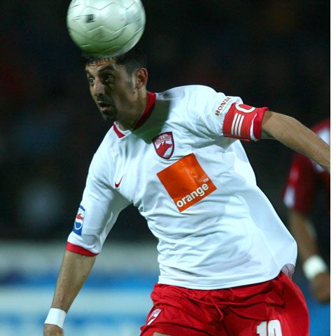 Dinamo s-a impus lejer în meciul cu Farul, scor 4-1