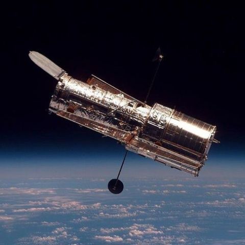 NASA lansează pe 11 mai ultima misiune de reparare a telescopului Hubble 