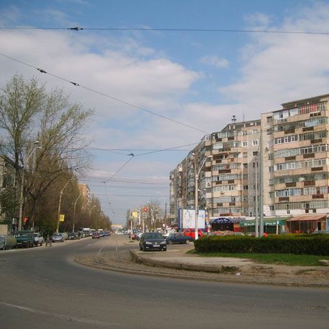 Doi gălăţeni, tată şi fiu, înjunghiaţi în stradă de un grup numeros, care a tras focuri de armă