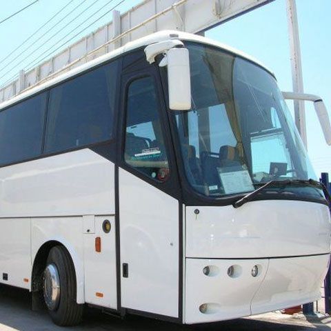 Liga a II-a - Autocarul formaţiei Ceahlăul a fost atacat cu pietre la plecarea din Bacău