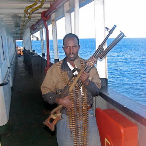 Răscumpărarea plătită pentru vasul elen cu cei doi români la bord ar fi de 1,9 milioane de dolari