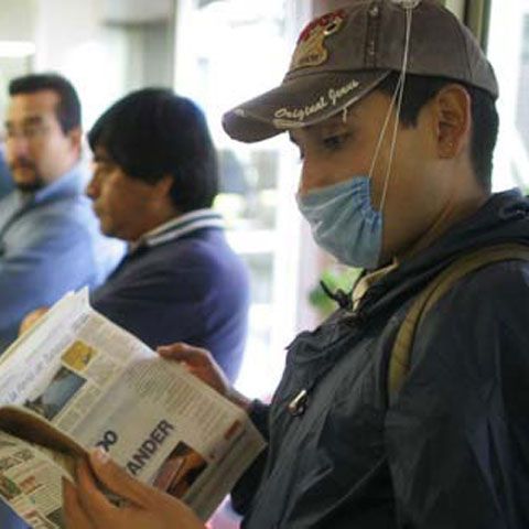 Un israelian care s-a întors din Mexic prezintă simptome de gripă porcină