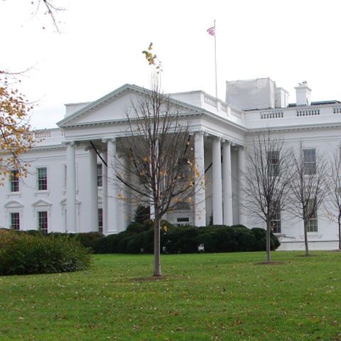 Casa Albă a convocat o reuniune specială pe tema gripei porcine