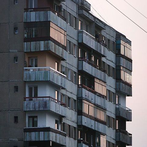 Primăria Capitalei a mărit lista clădirilor cu risc seismic