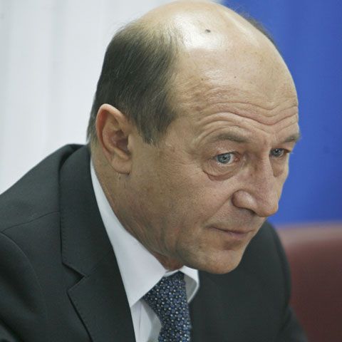 Preşedintele CURS: Scăderea lui Traian Băsescu în sondaje este naturală pe măsură ce apar noi candidaţi