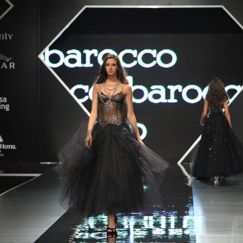 Bucharest Fashion Week a debutat cu colecţia de primăvară-vară a creatorului italian Rocco Barocco - GALERIE FOTO