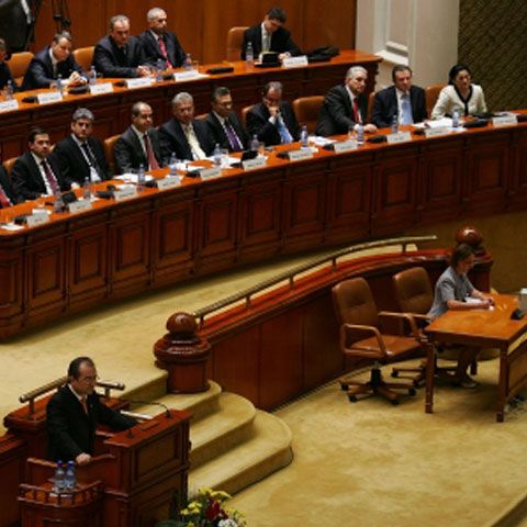 Parlamentul a adoptat proiectul Ordonanţei privind rectificarea bugetară