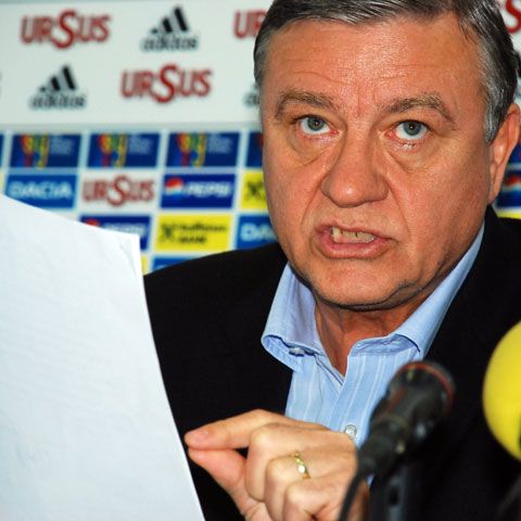 Mircea Sandu: "Obiectivul lui Răzvan Lucescu este calificarea României la EURO 2012"       