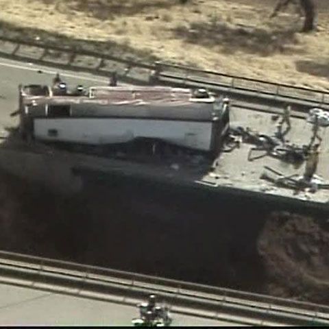 10 morţi şi 38 de răniţi într-un accident rutier în California