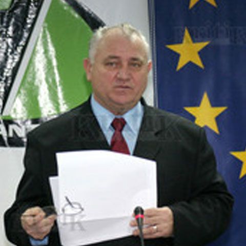 Pavel Abraham s-a îmbogăţit după ce a părăsit Agenţia Antidrog, potrivit declaraţiei de avere