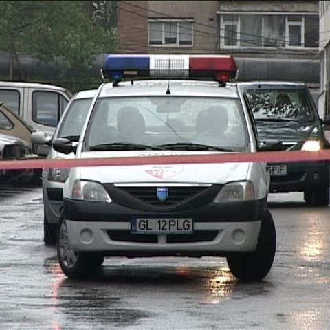 Încă doi autori ai atacului armat de la Galaţi au ajuns în arest, liderul este căutat de poliţie