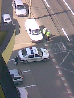 Miliţieni la agăţat