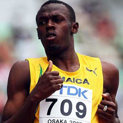 Atletism: Usain Bolt a fost rănit uşor în urma unui accident de circulaţie