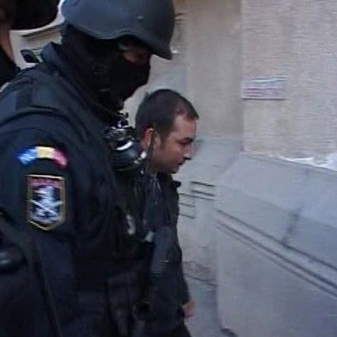 Sandu Geamănu susţine că familia lui Becali i-ar fi oferit un milion de euro