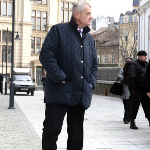 După autostrada suspendată, Oprescu vrea trotuar rulant