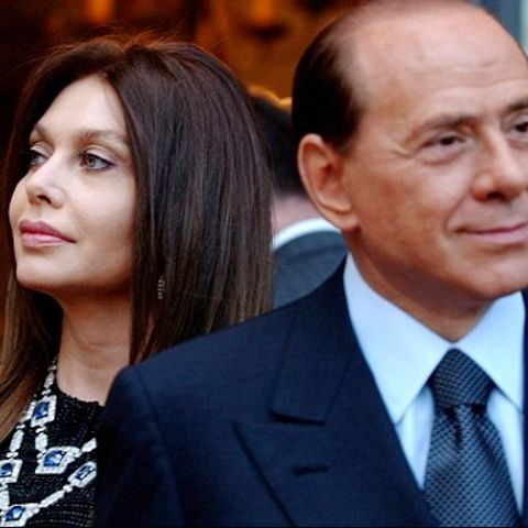 Soţii Berlusconi se acuză reciproc în public, o premieră în Italia