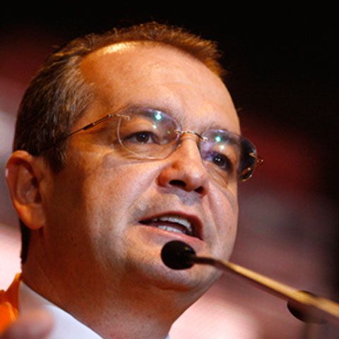 Premierul a participat la discuţiile cu sindicatele despre legea unică a salarizării