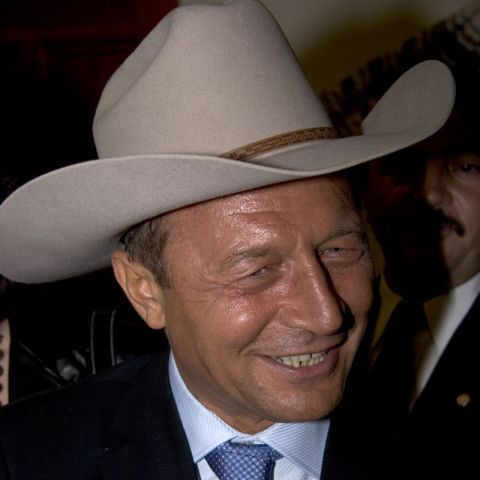 Sondaj CSOP: 40% dintre români l-ar vota pe Traian Băsescu