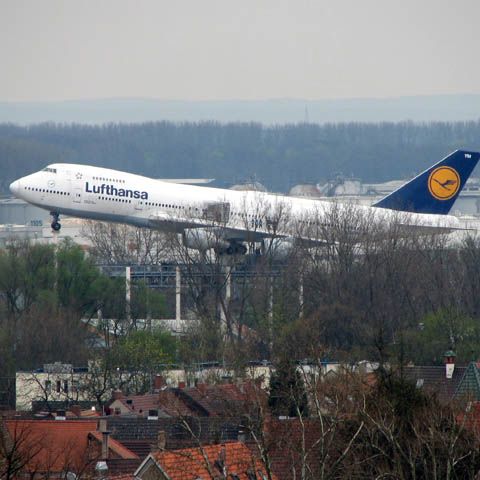 Ministrul ucrainean de Interne nu a fost primit într-un avion pentru că era beat