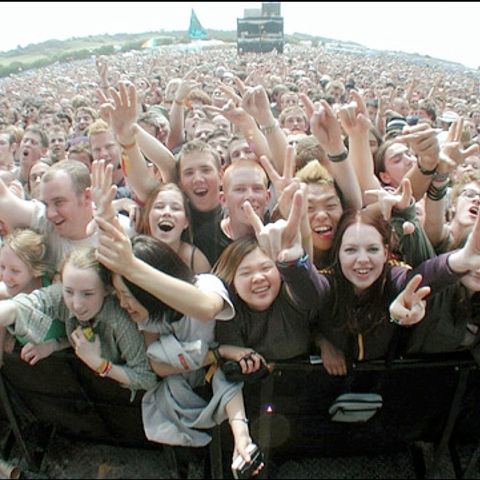 Festivalul de muzică Glastonbury din Marea Britanie ar putea fi anulat din cauza gripei porcine