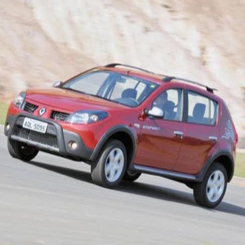 Dacia a lansat modelul Sandero Stepway la Barcelona - VEZI GALERIE FOTO