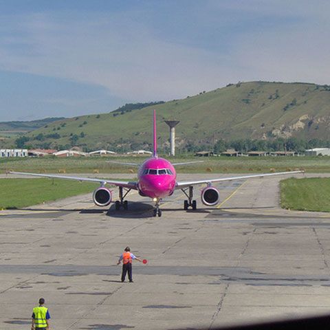 Aeroportul Transilvania din Târgu Mureş se închide pentru reparaţii