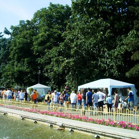 Românii s-au bucurat de un weekend estival în aproape toată ţara