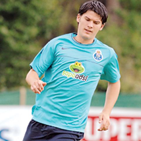 Cristi Săpunaru şi antrenorul Louis Van Gaal, în atenţia lui Bayern Munchen