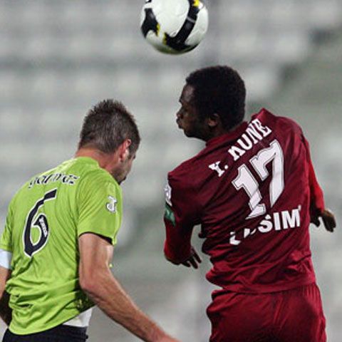 Unirea Urziceni a ratat şansa de a egala pe Dinamo în clasament după 1-1 cu CFR