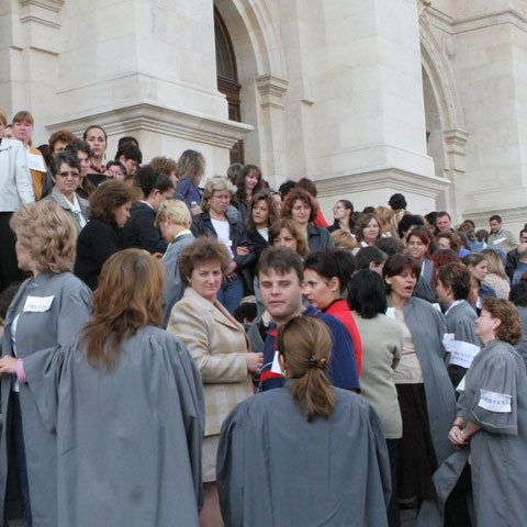 Peste 900 de judecători şi grefieri beneficiază de compensarea chiriei, anunţă Ministerul Justiţiei