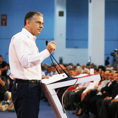 Mircea Geoană: Este momentul ca preşedintele să îşi asume responsabilitatea