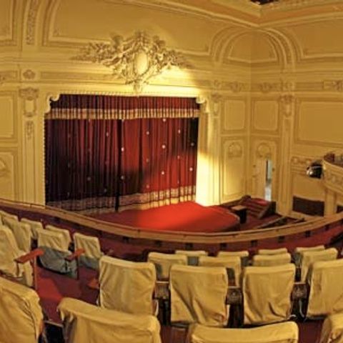 Actorii arădeni vor prezenta piesa „Amoc“ la Pecs, care va fi Capitala Culturală Europeană în 2010