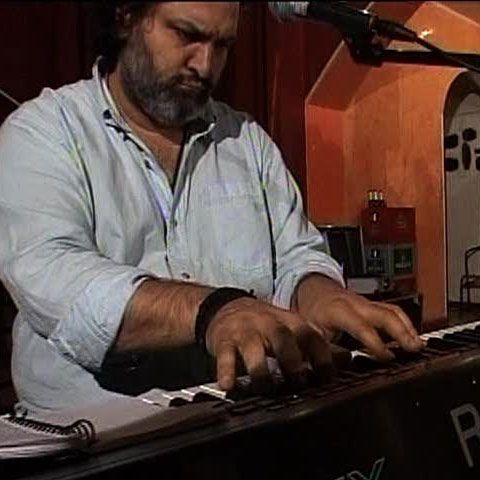 Damian Drăghici este printre artiştii români cunoscuţi în străinătate 