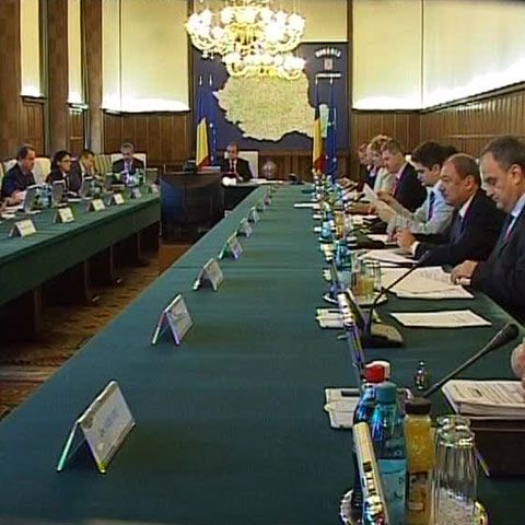 180.000 de chiriaşi locuiesc ilegal la stat, în lipsa unei decizii a Guvernului 