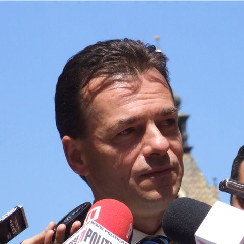 Orban: Procedura de deficit excesiv nu duce la sancţionarea imediată a unui stat