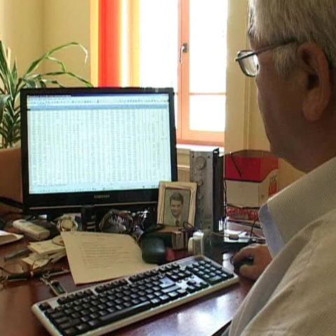 Un grup de cercetători de la Universitatea de Medicină şi Farmacie din Târgu-Mureş au creat un ghid virtual de nutriţie