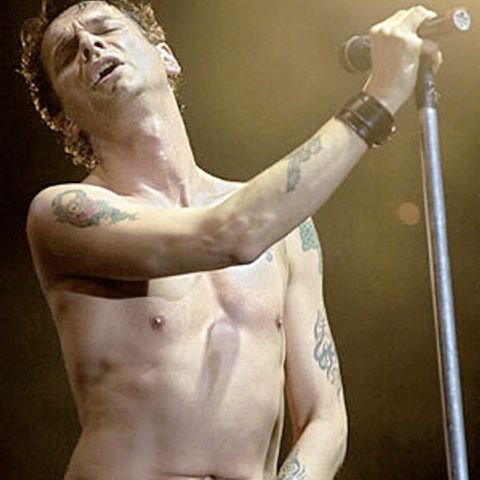 Vânzarea de bilete pentru concertul Depeche Mode la Bucureşti a fost sistată