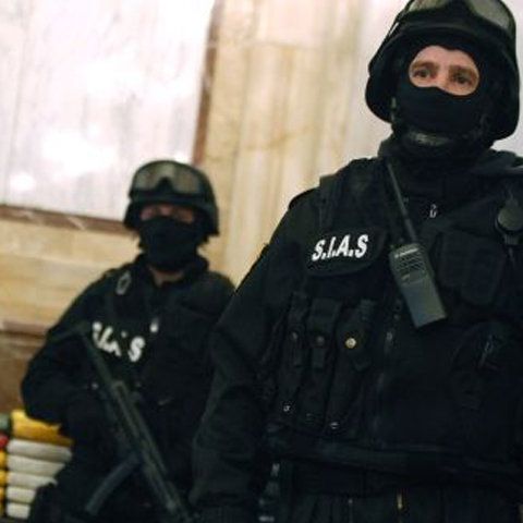 Şase persoane,reţinute în dosarul celor 200 de kilograme de cocaină din Peru, sunt audiate la DIICOT