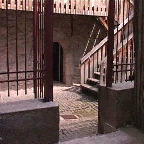 Muzeul de Speologie Emil Racoviţă din Cluj-Napoca se află în fosta închisoare medievală 