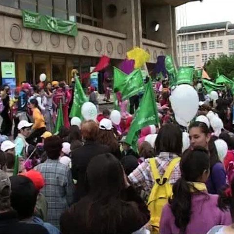 Elevii din Alba-Iulia au strâns 93 de tone de hârtie