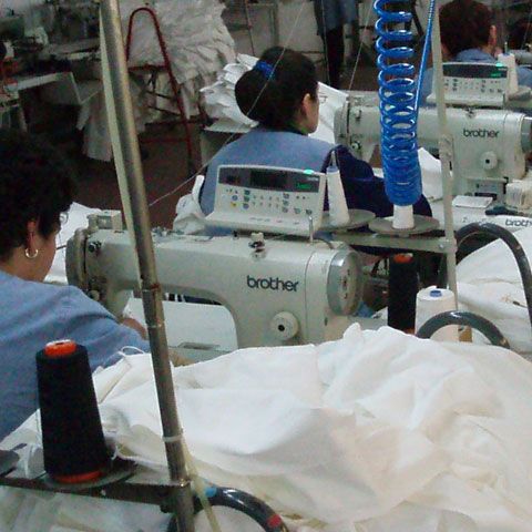 PIB a scăzut în primul trimestru cu 6,4% faţă de trimestrul I din 2008 