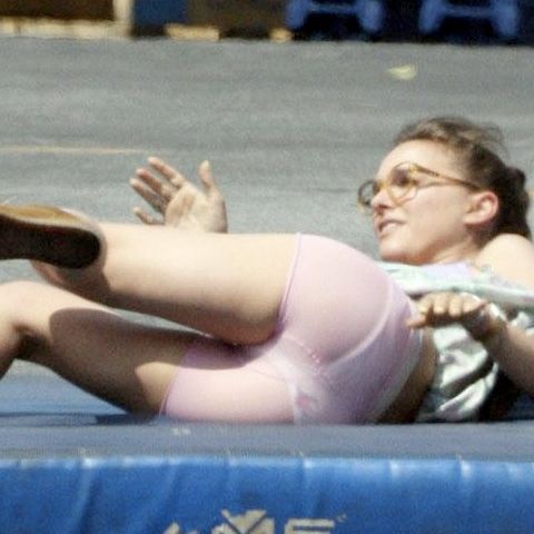 Natalie Portman, cu chiloţii la vedere