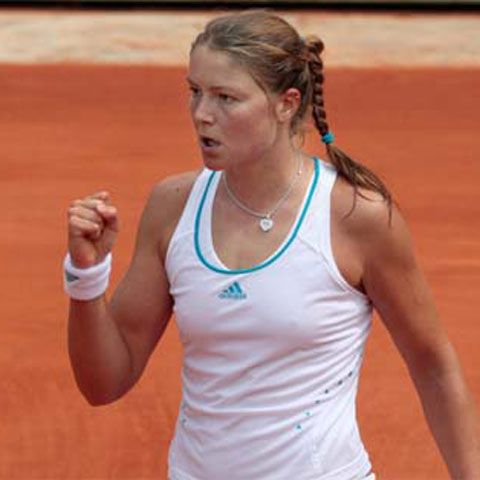 Tenis - Dinara Safina şi Caroline Wozniacki se vor întâlni în finala turneului de la Madrid