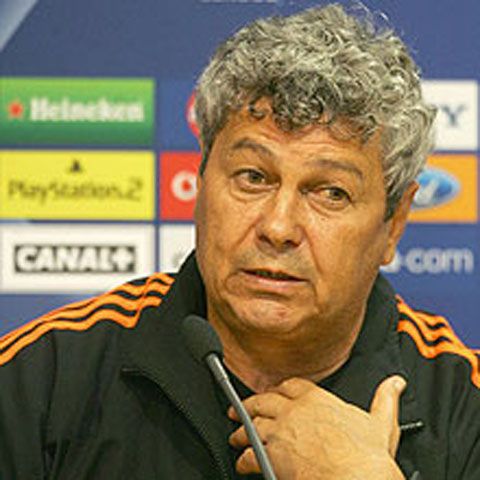 Mircea Lucescu: "Este o performanţă şi pentru România că are doi reprezentanţi în finala UEFA"