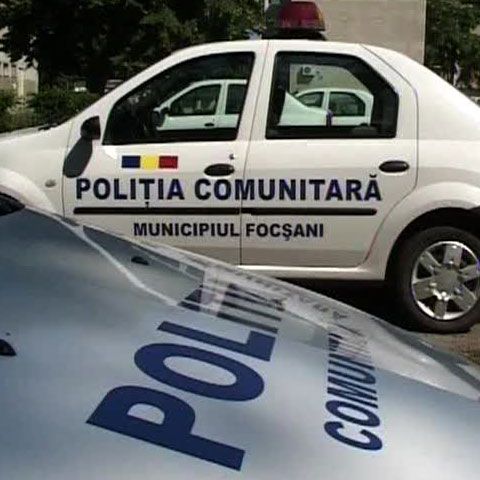 Poliţiştii comunitari din Focşani au rămas fără combustibil 
