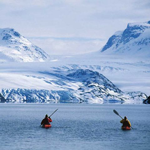 Danemarca adoptă legea pentru autonomia extinsă a Groenlandei, zonă cu bogate resurse naturale