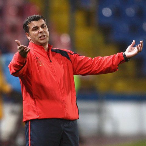 NewsIn - Olăroiu: "Am auzit de demisia lui Lăcătuş, dar nu mă mai interesează ce se întâmplă în fotbalul românesc"