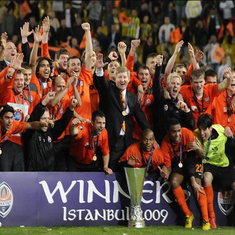 VIDEO / Lucescu şi Raţ au câştigat Cupa UEFA cu Şahtior!