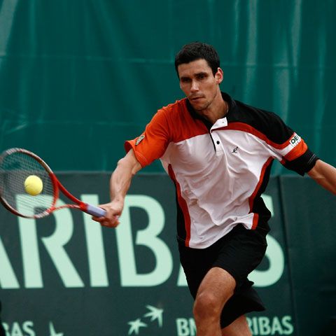 Tenis - Victor Hănescu, eliminat în sferturi la Kitzbuhel