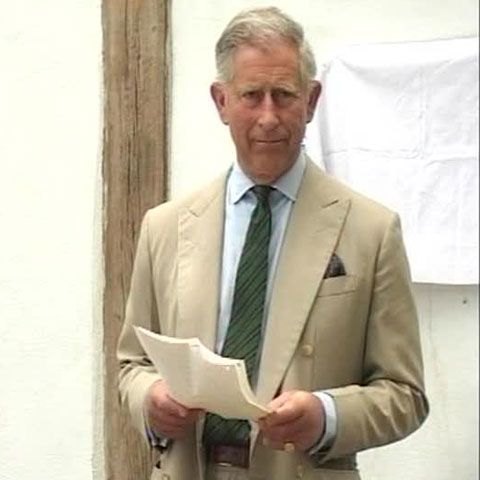 Prinţul Charles a inaugurat la Saschiz, Mureş, un centru de procesare pentru legume şi fructe